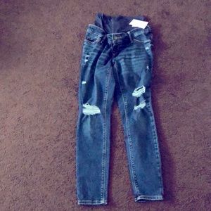 Maternity skinny jeans
